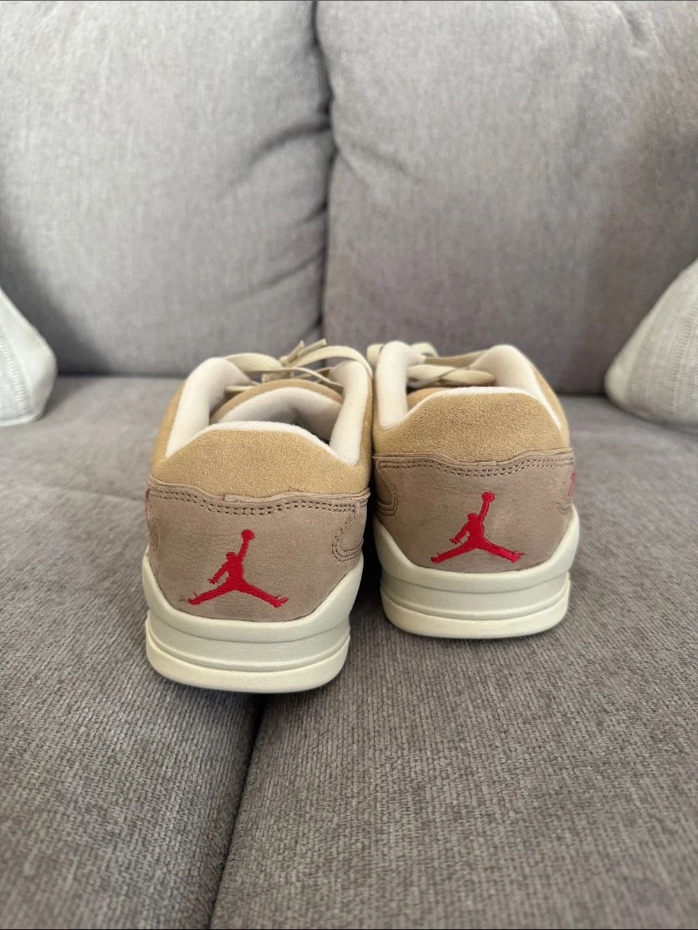 JORDAN Flight Court Neutral